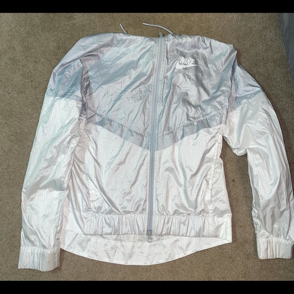 Nike Jackets & Blazers - Nike Grey & White Windbreaker M